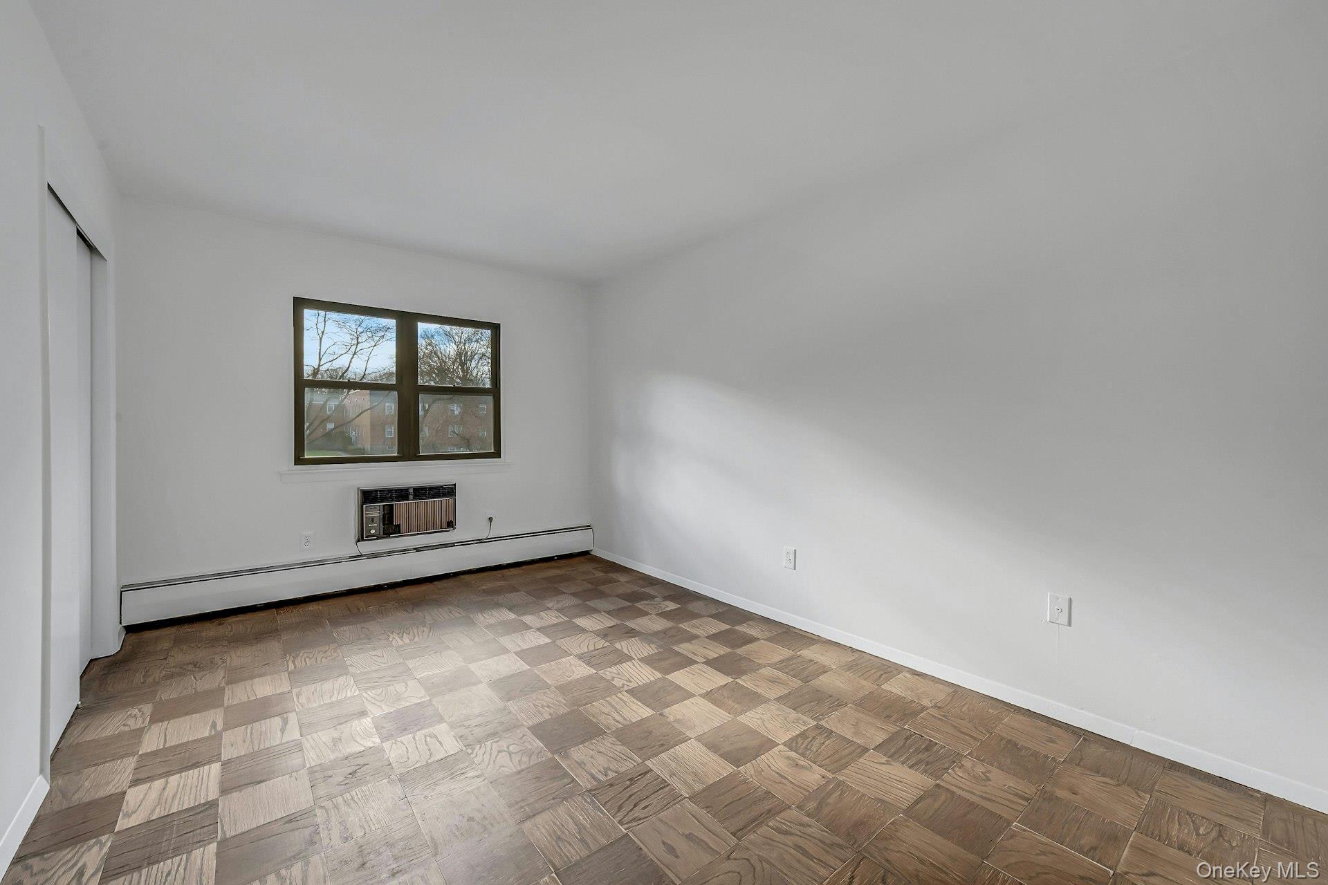 2261 Palmer Avenue, Unit 2M New Rochelle, NY 10801 - Photo 17 of 22 Second bedroom