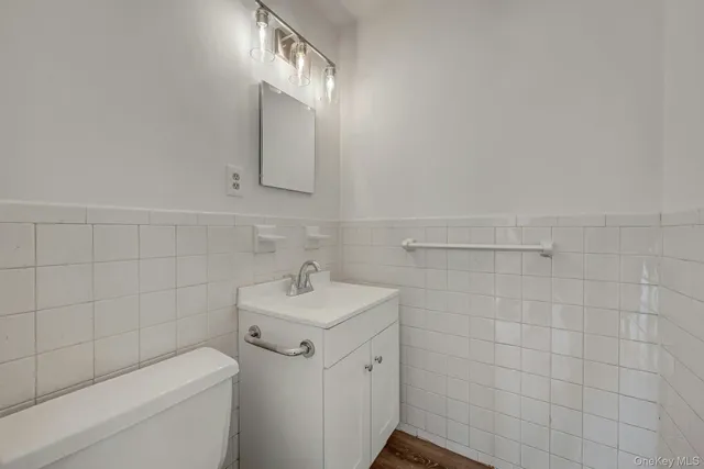 $249,000 | 2261 Palmer Avenue, Unit 2M, New Rochelle, NY 10801
