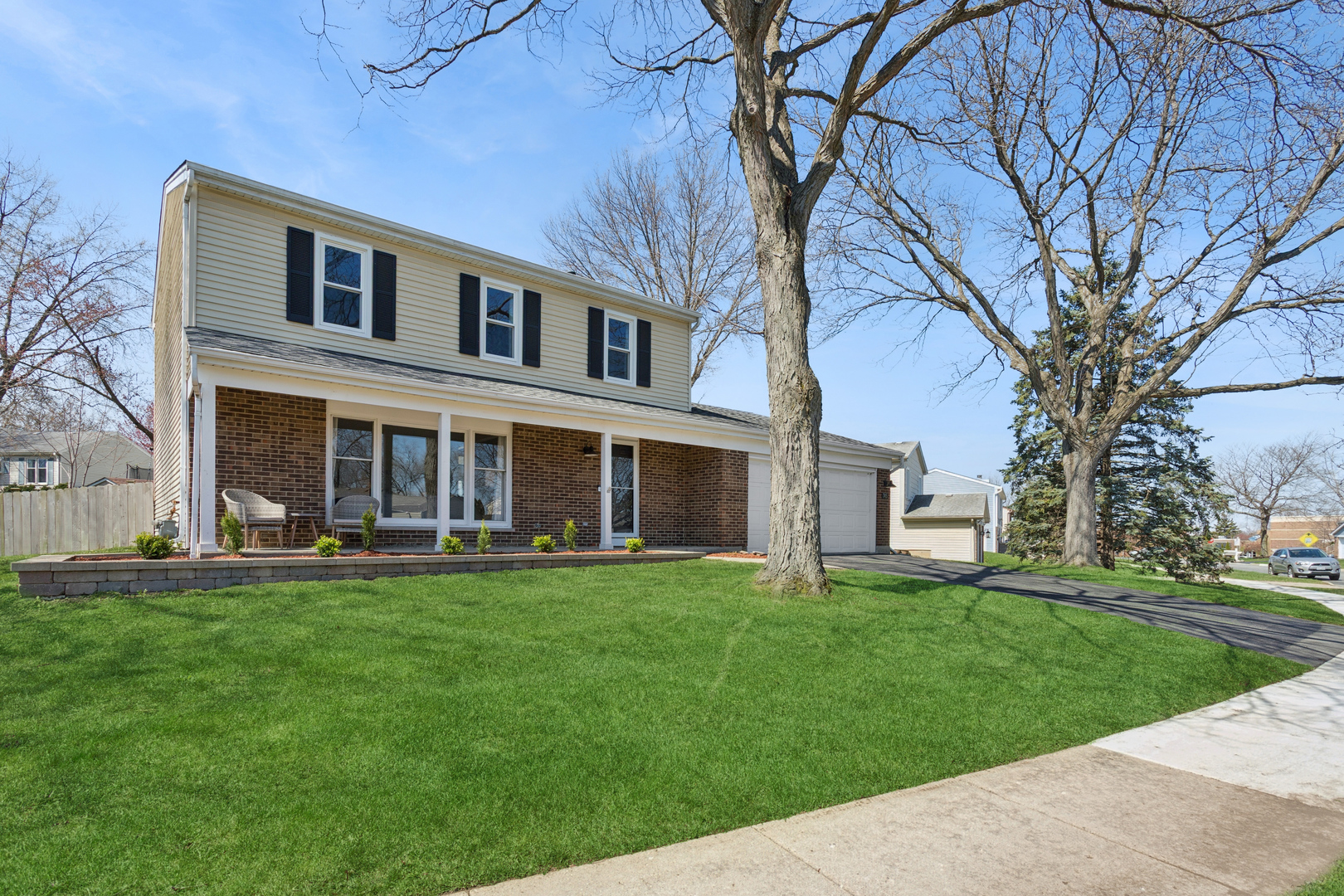 745 Buffalo Circle Carol Stream, IL 60188 - Photo 1 of 19