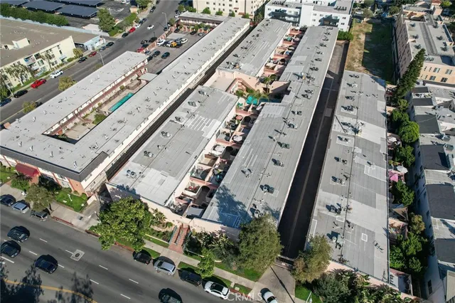 $469,995 | 7924 Woodman Avenue, Unit 78, Pacoima, CA 91402