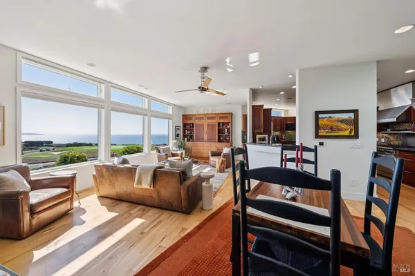 $2,995,000 | 424 Loon Court, Bodega Bay, CA 94923