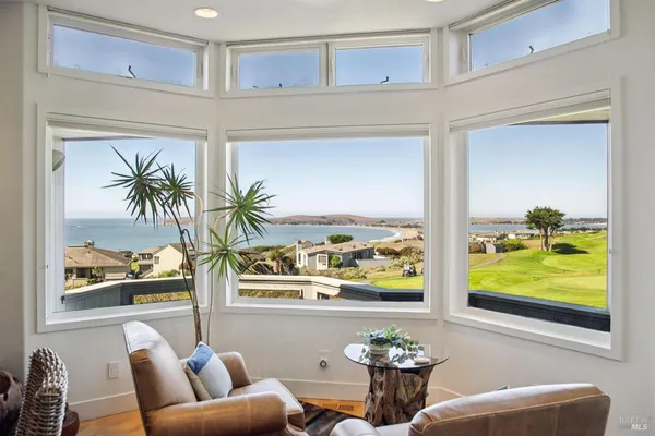 $2,995,000 | 424 Loon Court, Bodega Bay, CA 94923
