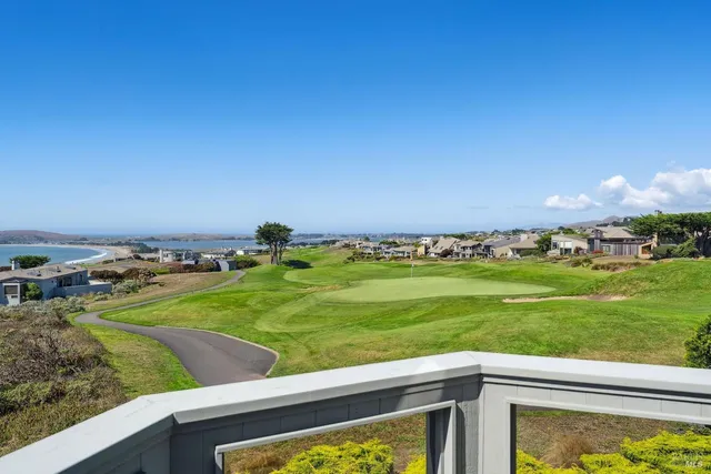 $2,995,000 | 424 Loon Court, Bodega Bay, CA 94923