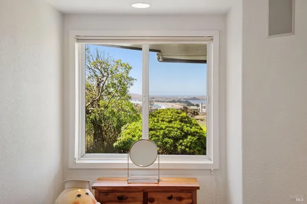 $2,995,000 | 424 Loon Court, Bodega Bay, CA 94923