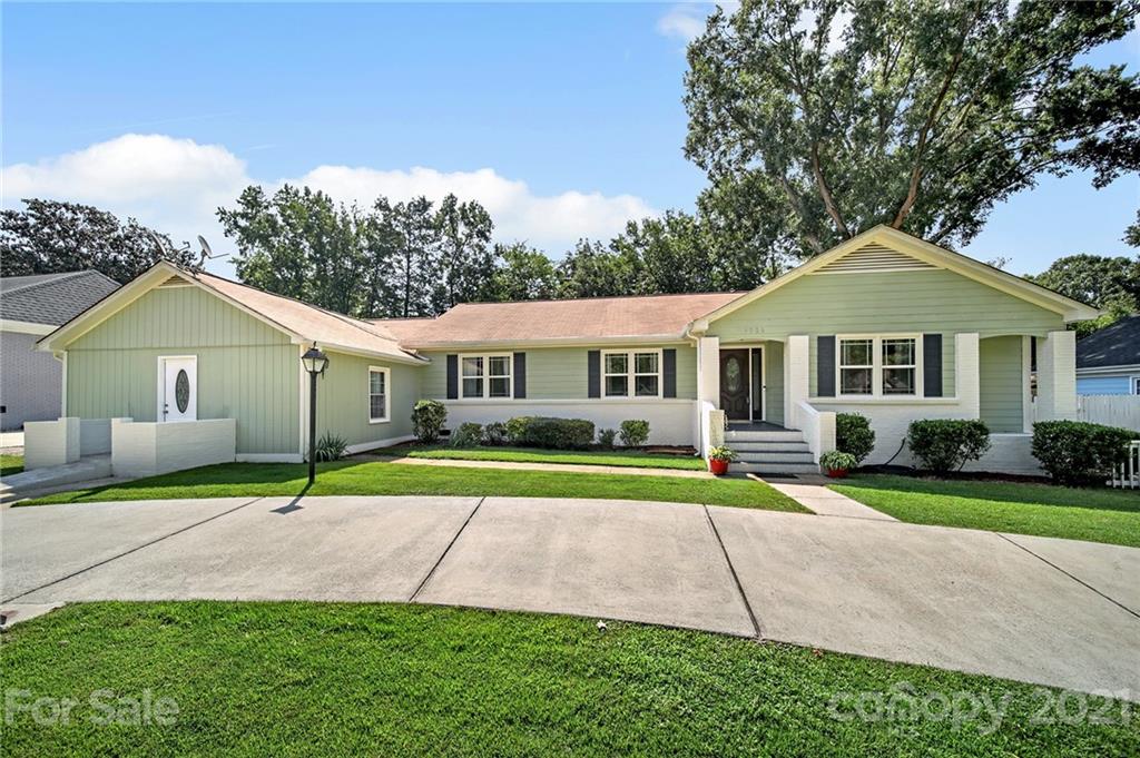 5726 Faulconbridge Road Charlotte, NC 28227 - Photo 1 of 46 Gallery Image 1