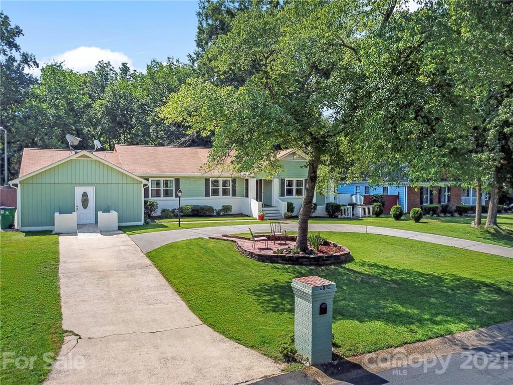 5726 Faulconbridge Road Charlotte, NC 28227 - Photo 2 of 46 Gallery Image 2