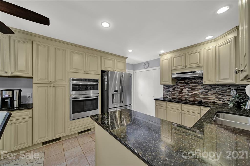 5726 Faulconbridge Road Charlotte, NC 28227 - Photo 15 of 46 Gallery Image 15