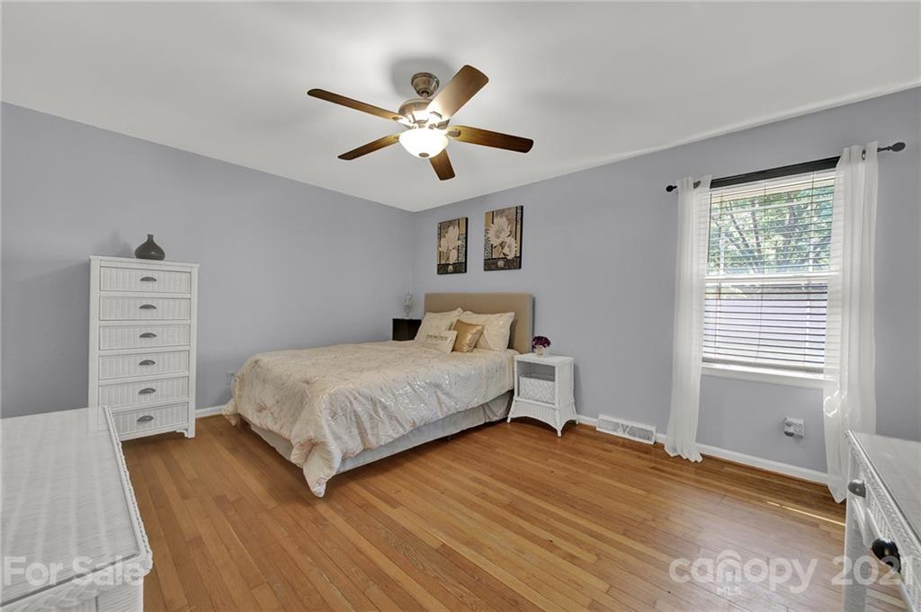5726 Faulconbridge Road Charlotte, NC 28227 - Photo 24 of 46 Gallery Image 24