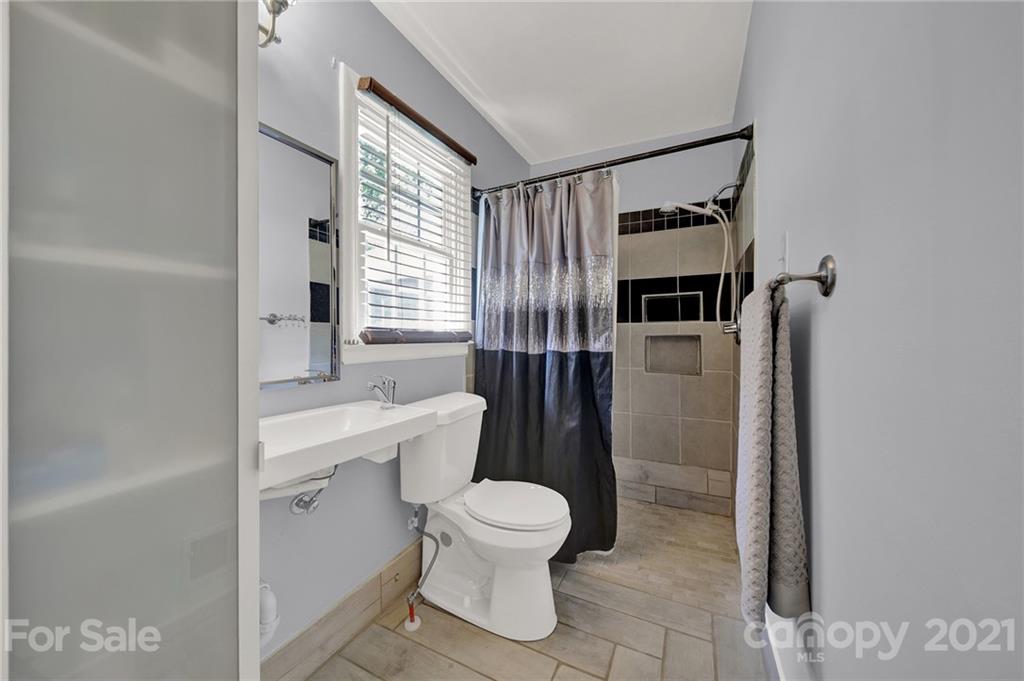 5726 Faulconbridge Road Charlotte, NC 28227 - Photo 27 of 46 Gallery Image 27