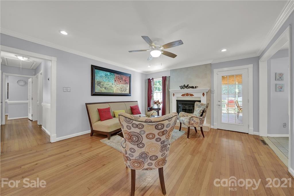 5726 Faulconbridge Road Charlotte, NC 28227 - Photo 10 of 46 Gallery Image 10