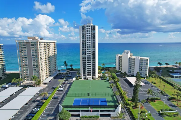 $3,350 | 5420 North Ocean Drive, Unit 1803, Singer Island, FL 33404