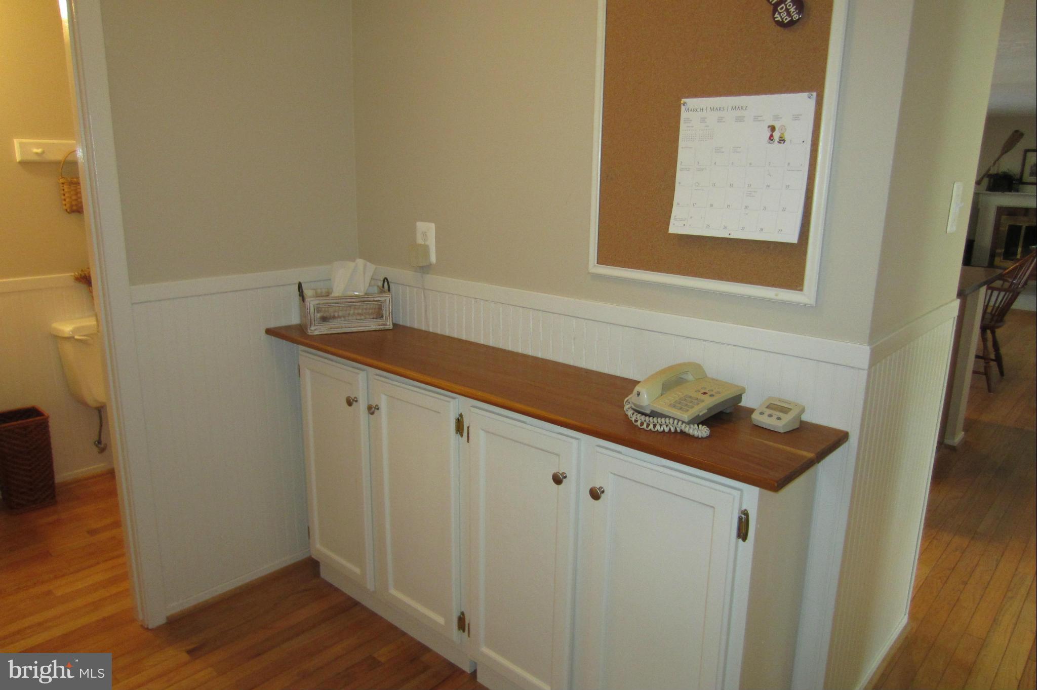 9914 Manet Road Burke, VA 22015 - Photo 11 of 22 Interior (General)