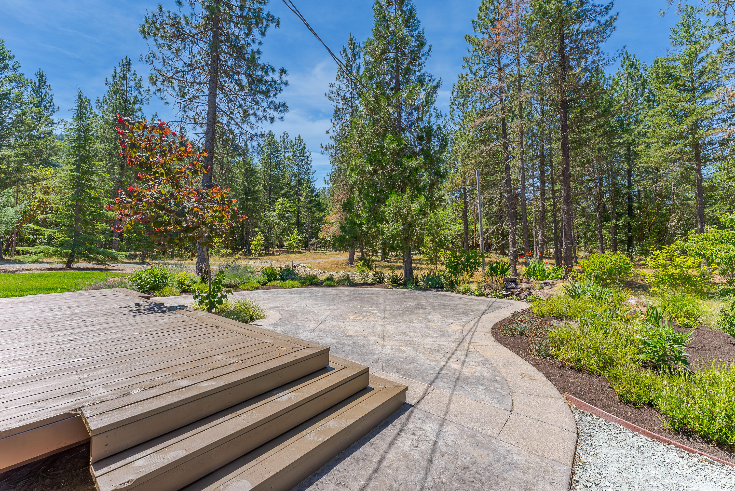 231 Colin Road Grants Pass, OR 97527 - Photo 5 of 43 EXT-30