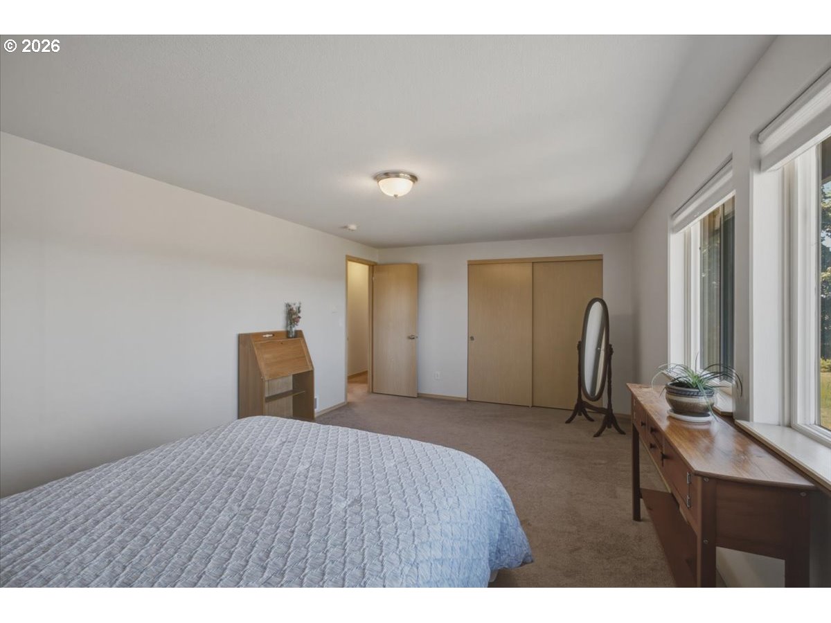 35050 Riverside Drive Albany, OR 97321 - Photo 34 of 48