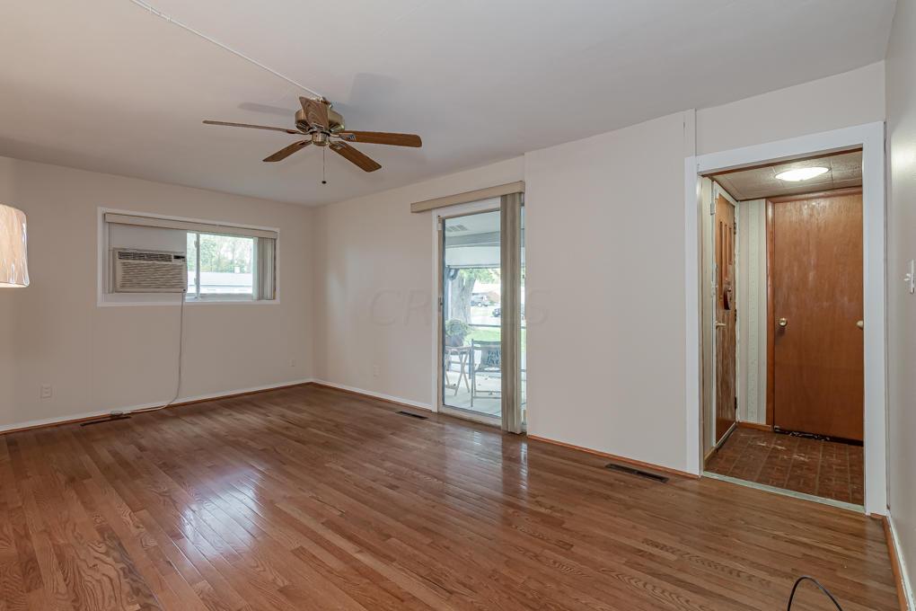 3798 Rutledge Drive Hilliard, OH 43026 - Photo 3 of 14
