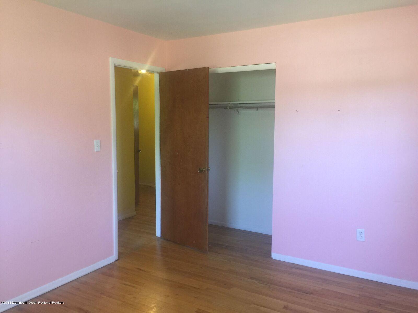 95 Newbury Road Howell, NJ 07731 - Photo 6 of 17 Photo 95 Newbury 10_preview