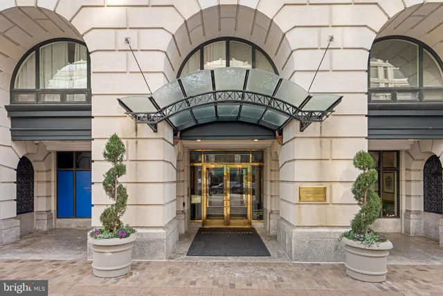 $560,000 | 601 Pennsylvania Avenue Northwest, Unit 1502N, Washington, DC 20004