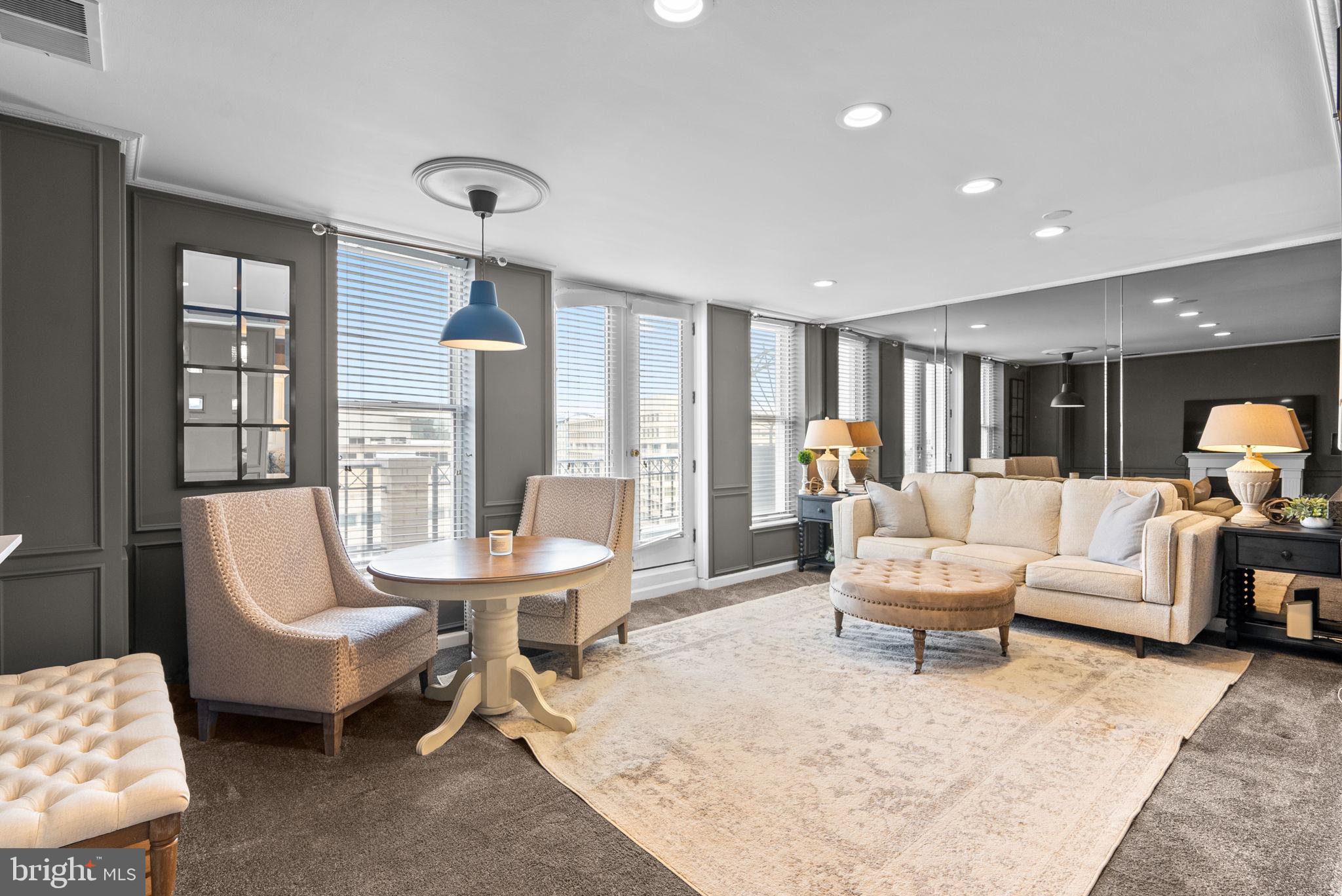 601 Pennsylvania Avenue Northwest, Unit 1502N Washington, DC 20004 - Photo 4 of 22 Sun-filled space with northwest exposure