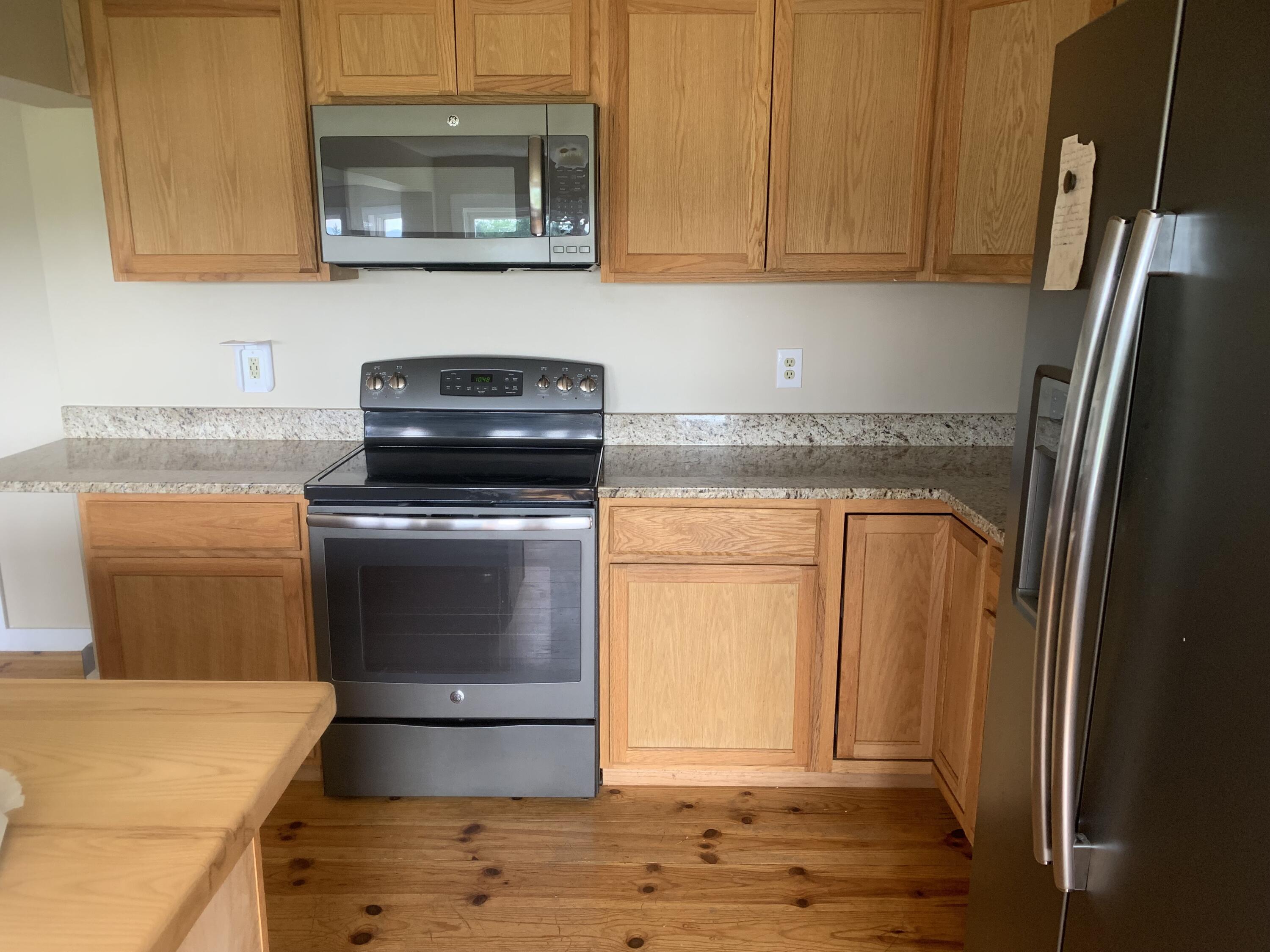 352 Chapman Road Newburgh, ME 04444 - Photo 8 of 54 C4XPRcCcRN2W0CmIMVflFw
