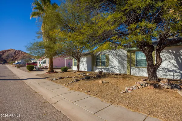 $260,000 | 662 West Coachline Lane, Benson, AZ 85602