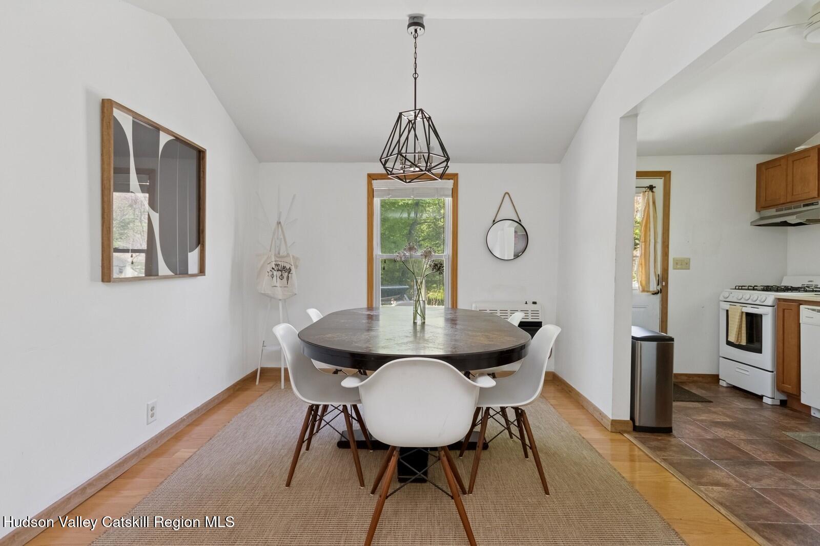 194 High Falls Road Saugerties, NY 12477 - Photo 11 of 37 Dining room