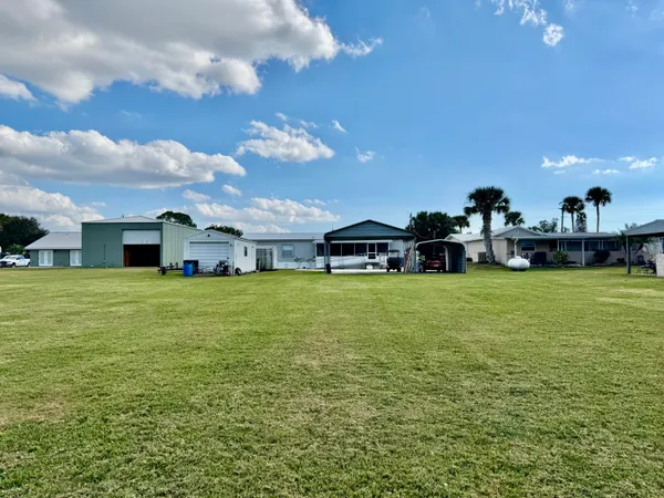 $349,000 | 2091 Southeast 24th Boulevard, Okeechobee, FL 34974