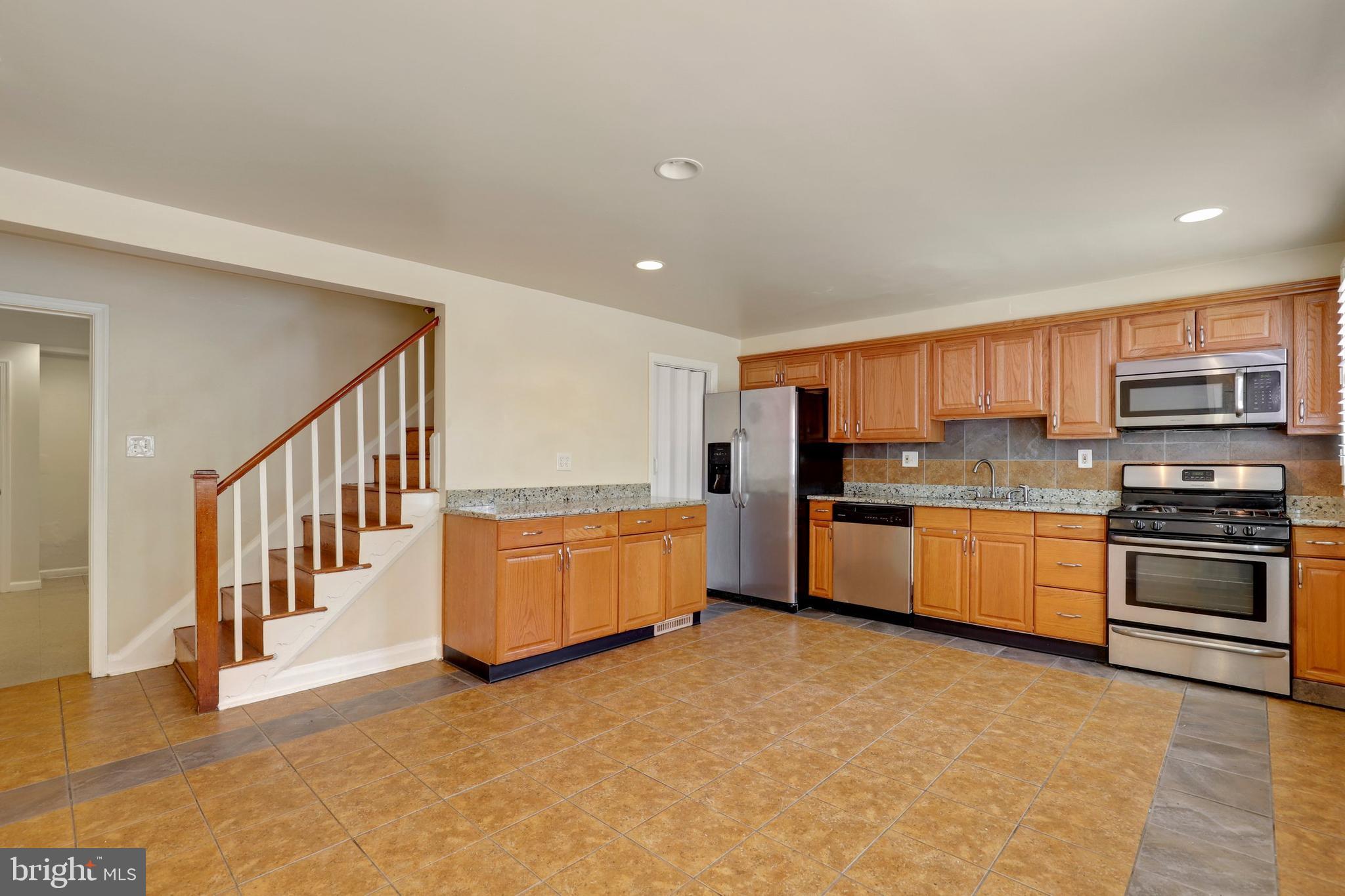 1177 Granville Road Baltimore, MD 21207 - Photo 11 of 29