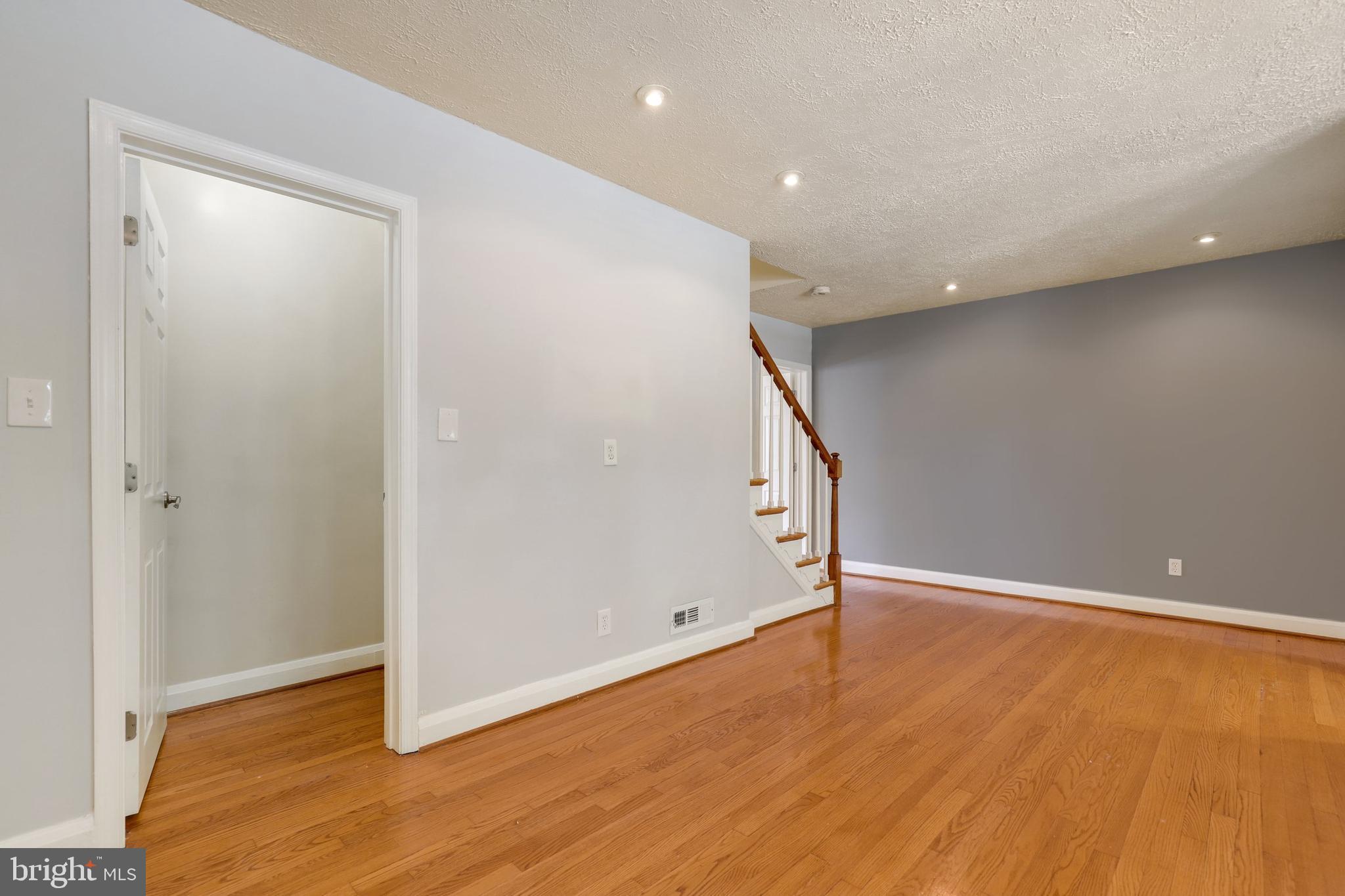 1177 Granville Road Baltimore, MD 21207 - Photo 5 of 29
