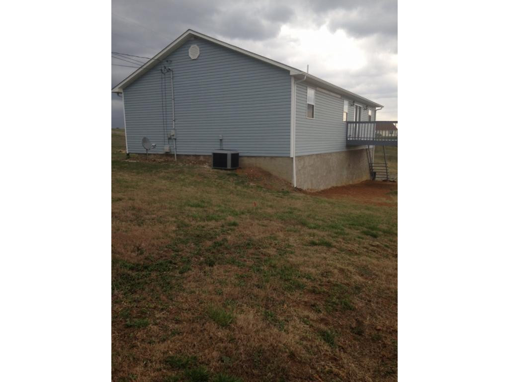 149 Murphy Road Bulls Gap, TN 37711 - Photo 4 of 19 Photo 4