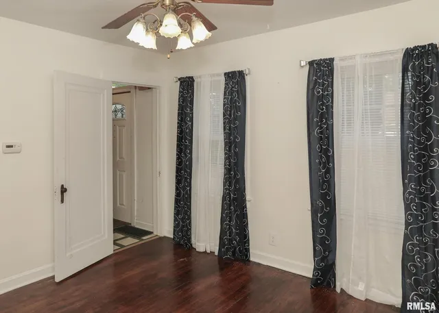 $152,000 | 421 10th Street, Unit A, Silvis, IL 61282