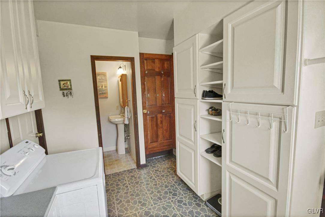 10036 Weiss Road Breinigsville, PA 18031 - Photo 30 of 44 Gallery Image 30