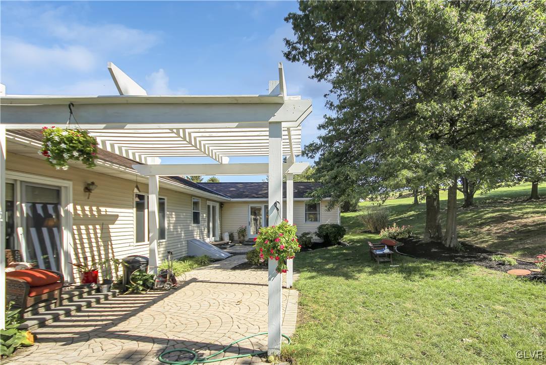 10036 Weiss Road Breinigsville, PA 18031 - Photo 35 of 44 Gallery Image 35