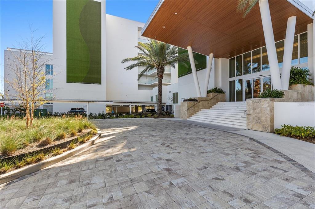 1020 Sunset Point Road, Unit 510 Clearwater, FL 33755 - Photo 2 of 43