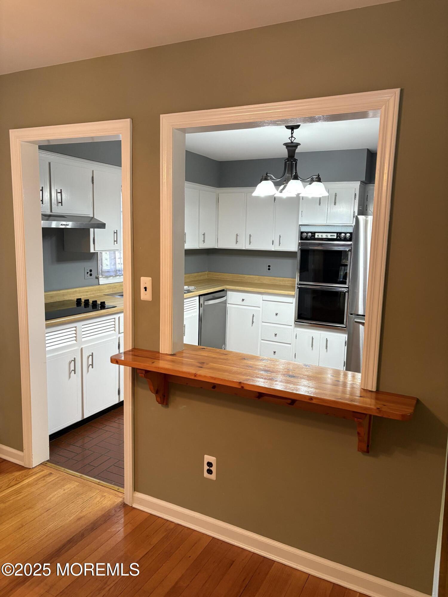 120 Crine Road Morganville, NJ 07751 - Photo 4 of 20 IMG_8355