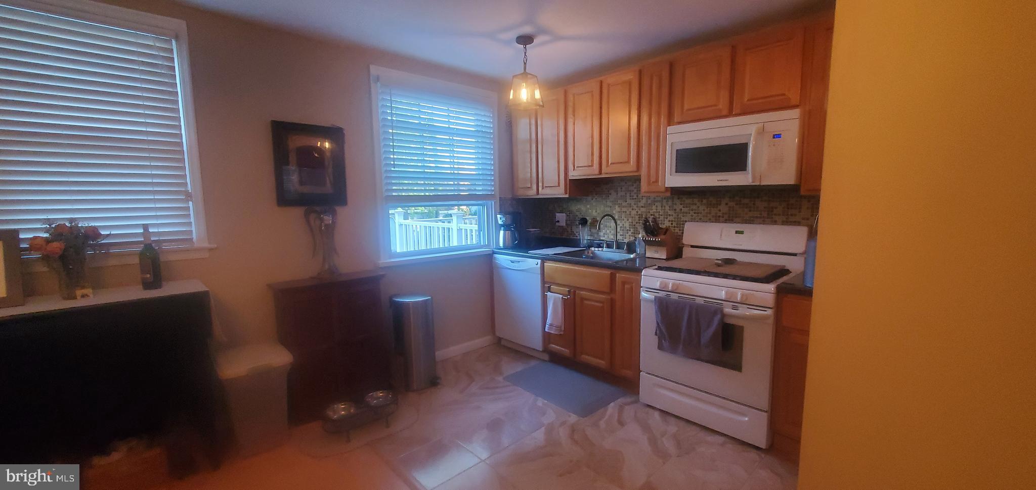 3312 Fordham Road Philadelphia, PA 19114 - Photo 5 of 34 Kitchen
