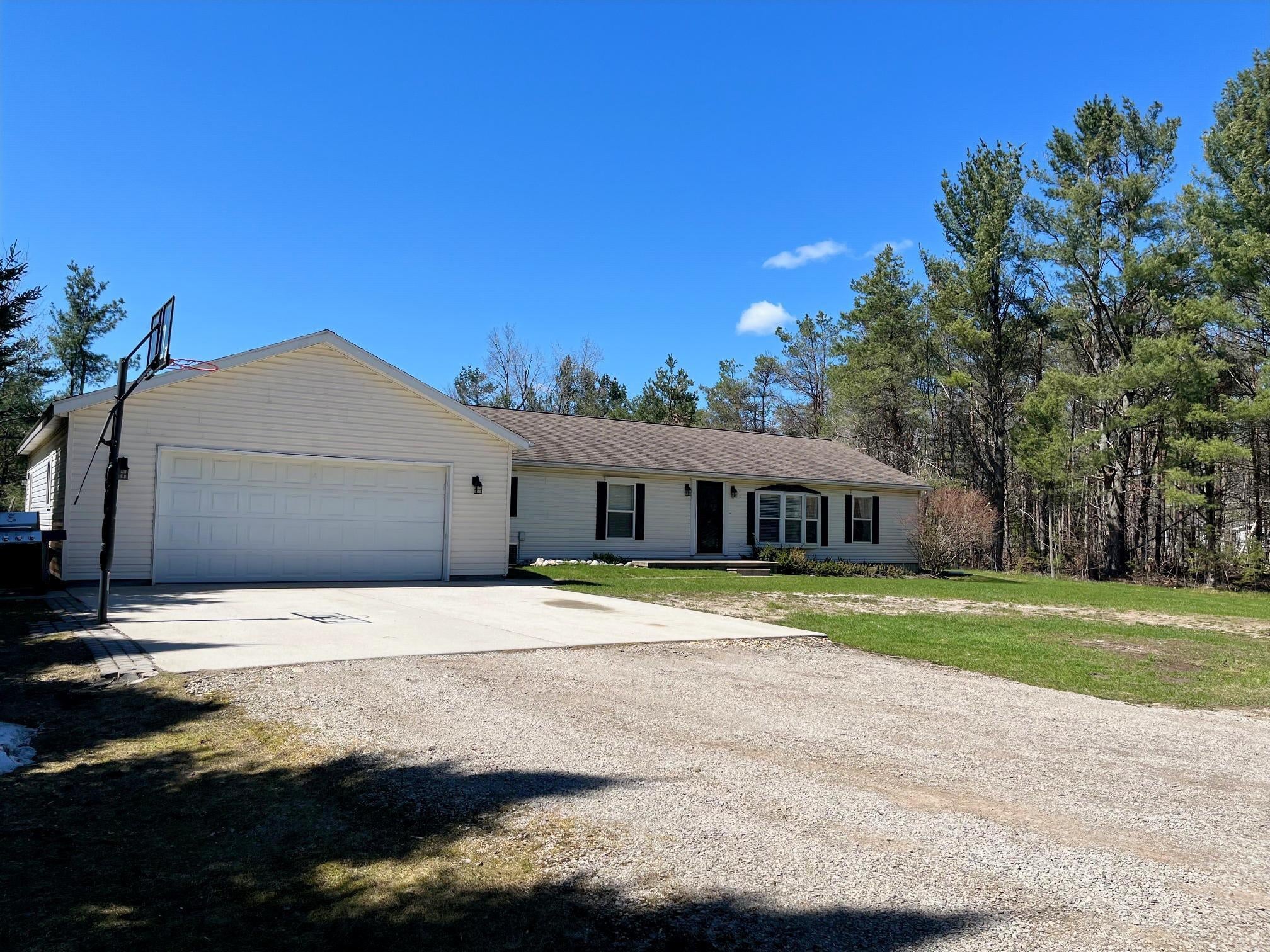 10951 Butler Road Cheboygan, MI 49721 - Photo 1 of 62 image3