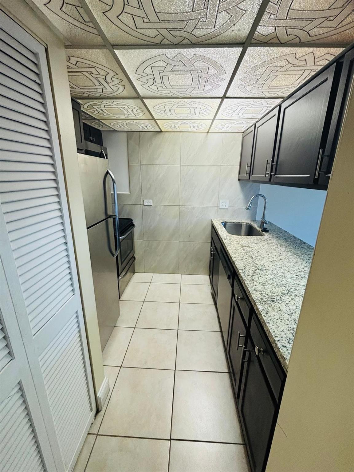 3730 Inverrary Drive, Unit 1M Lauderhill, FL 33319 - Photo 7 of 11 Photo 7