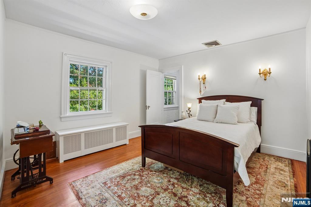 157 Sussex Road Tenafly, NJ 07670 - Photo 27 of 50