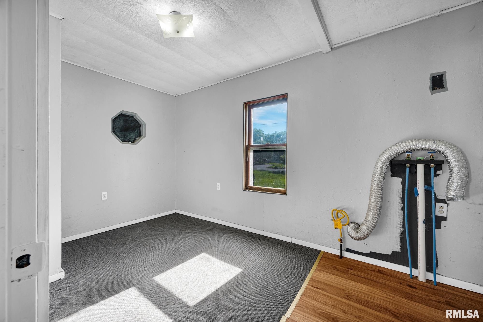 206 Cooper Street Pekin, IL 61554 - Photo 10 of 20