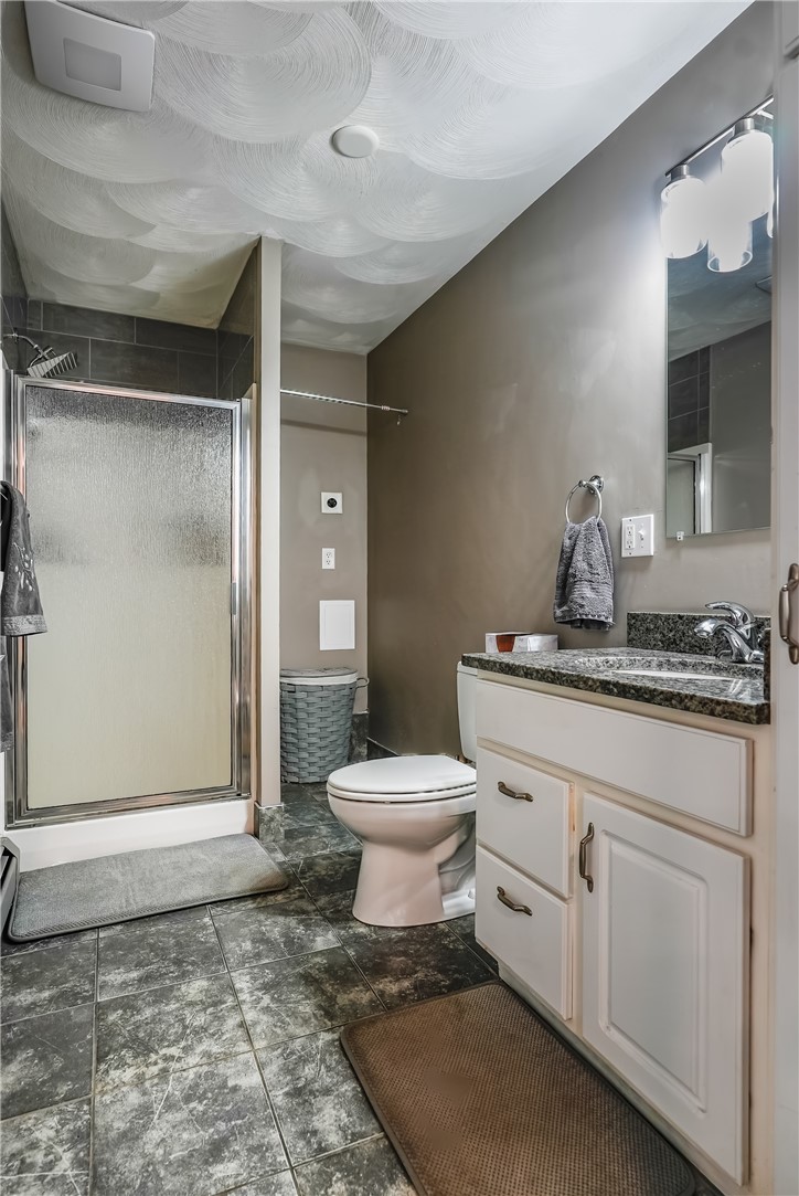 136 Bishop Hill Road Johnston, RI 02919 - Photo 27 of 29