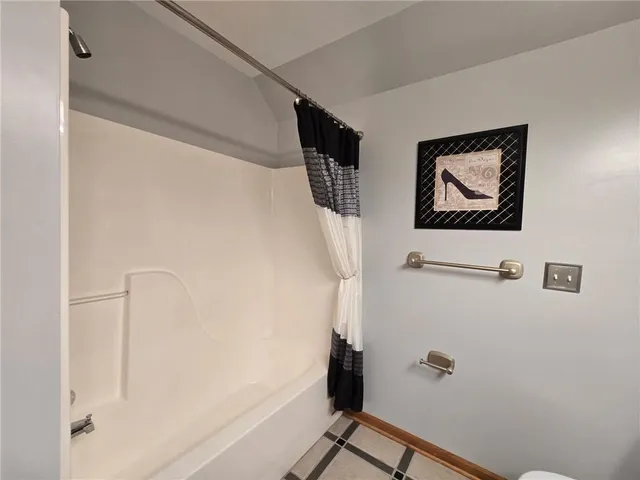 $340,000 | 603 West Kirkpatrick Street, Odessa, MO 64076