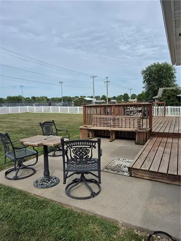 $340,000 | 603 West Kirkpatrick Street, Odessa, MO 64076