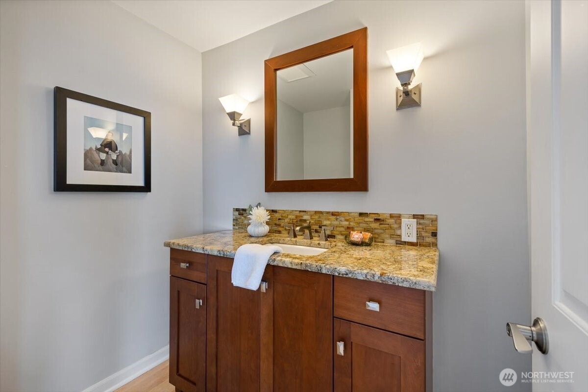 16733 Maplewild Avenue Southwest Burien, WA 98166 - Photo 15 of 40