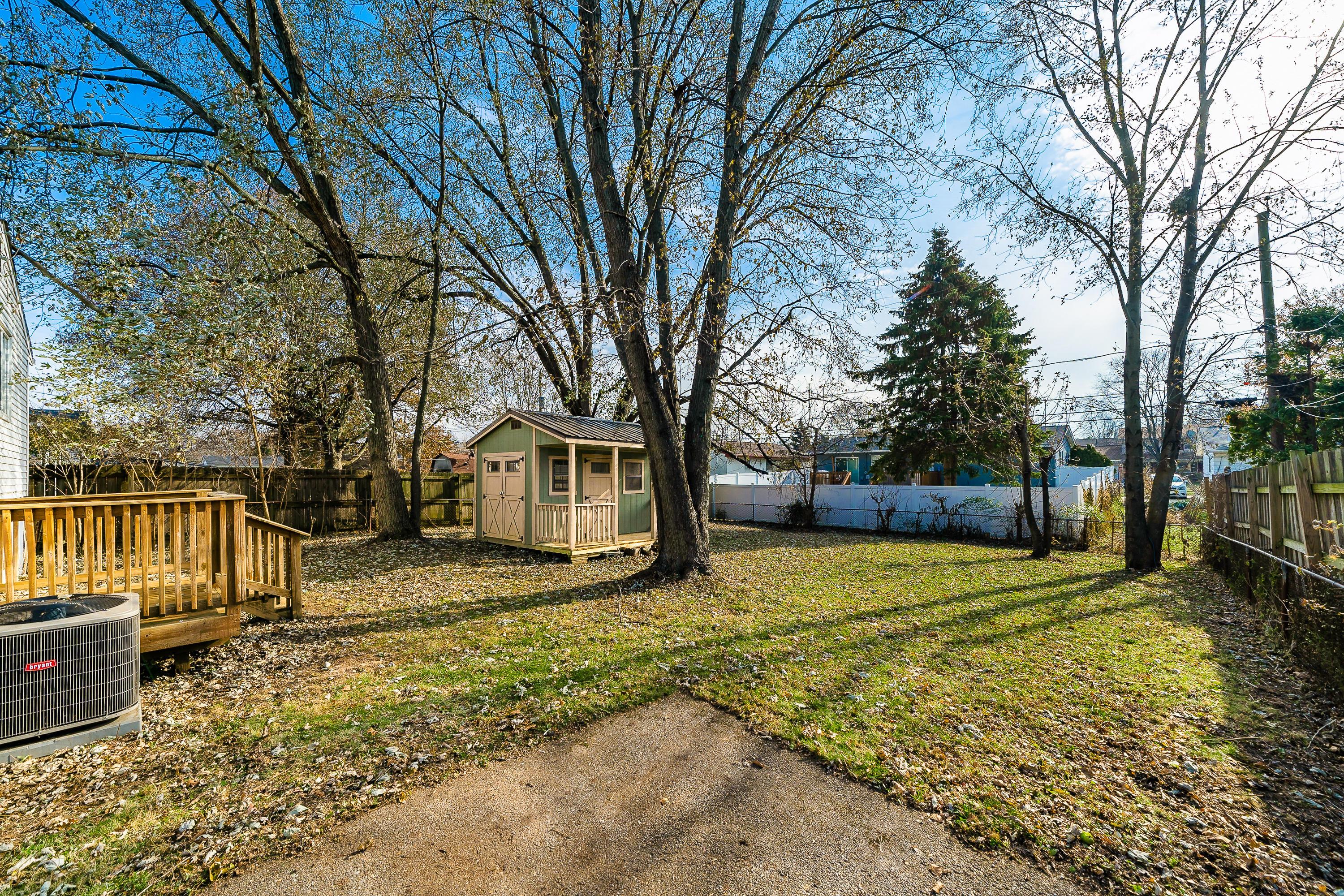 1995 Brookfield Road Columbus, OH 43229 - Photo 20 of 28 Gallery Image 20
