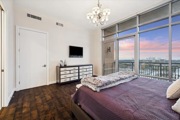 $1,190,000 | 2207 Bancroft Lane, Unit 1606, Houston, TX 77027