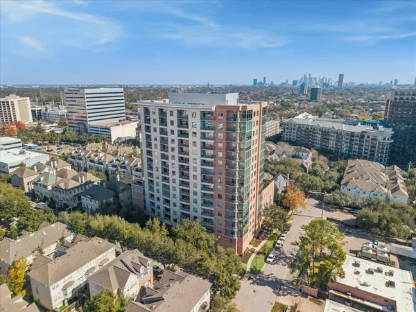 $1,190,000 | 2207 Bancroft Lane, Unit 1606, Houston, TX 77027
