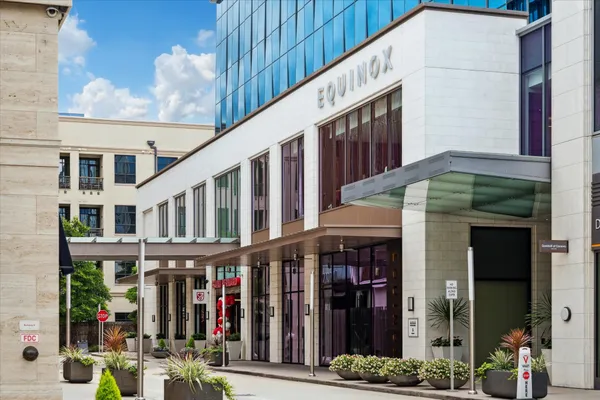 $1,190,000 | 2207 Bancroft Lane, Unit 1606, Houston, TX 77027