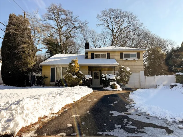 $774,988 | 1277 Lednam Court, Merrick, NY 11566