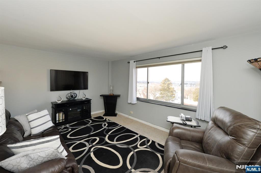 265 Main Street, Unit 509 Ridgefield Park, NJ 07660 - Photo 13 of 31