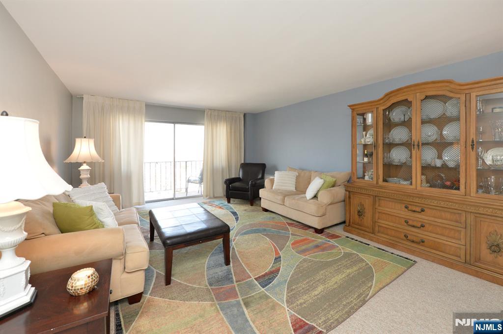 265 Main Street, Unit 509 Ridgefield Park, NJ 07660 - Photo 4 of 31